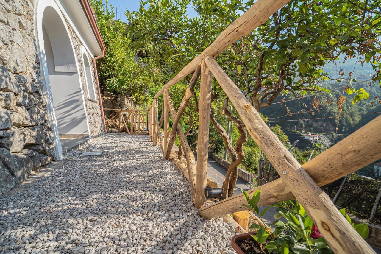 Tra Sole E Limoni Apartments Tramonti Εξωτερικό φωτογραφία