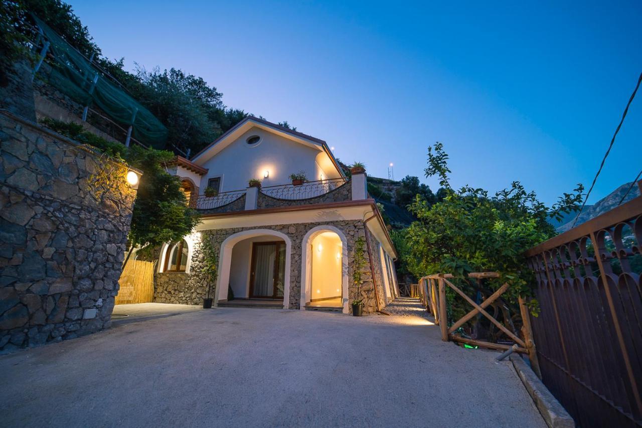 Tra Sole E Limoni Apartments Tramonti Εξωτερικό φωτογραφία